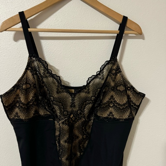 Pinsy Sculpting Lace Shapewear Bodysuit Black Lace Compression NWT-3X Long - Picture 5 of 15